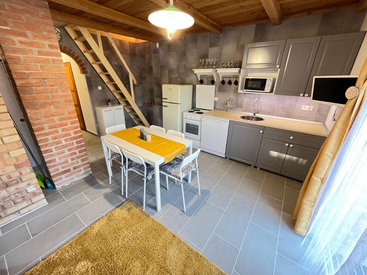 Apartment Buekk Bukkszentkereszt